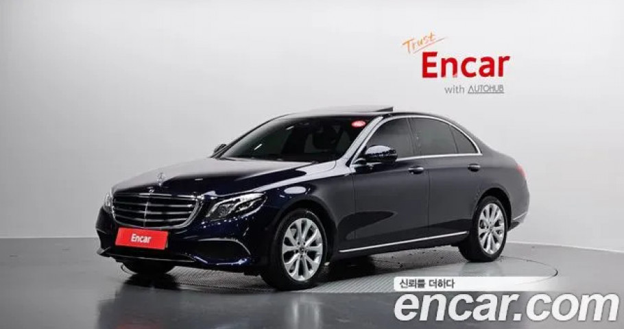 Mercedes-Benz E-Class 
