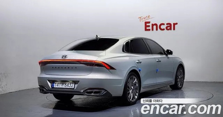 Hyundai Grandeur 