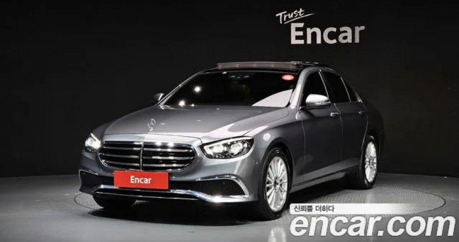 Mercedes-Benz E-Class 