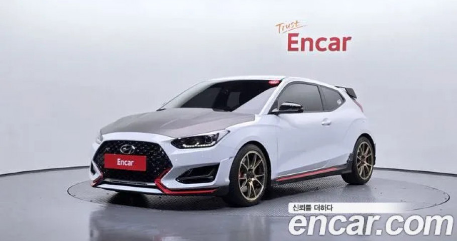 Hyundai Veloster 