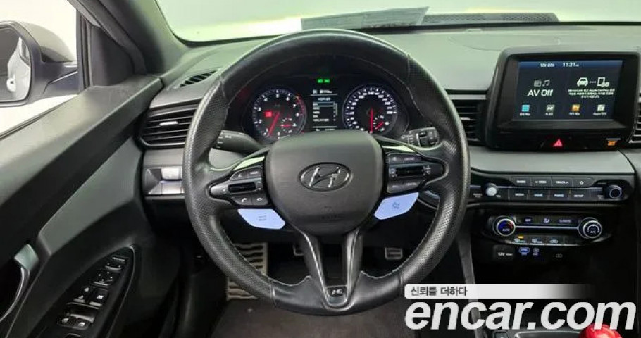Hyundai Veloster 