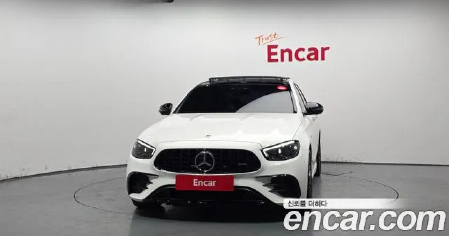 Mercedes-Benz E-Class 