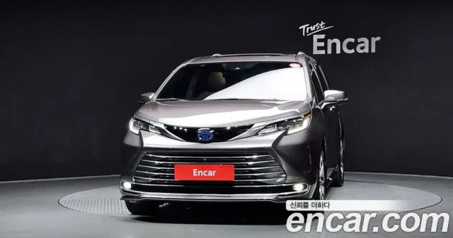 Toyota Sienna 