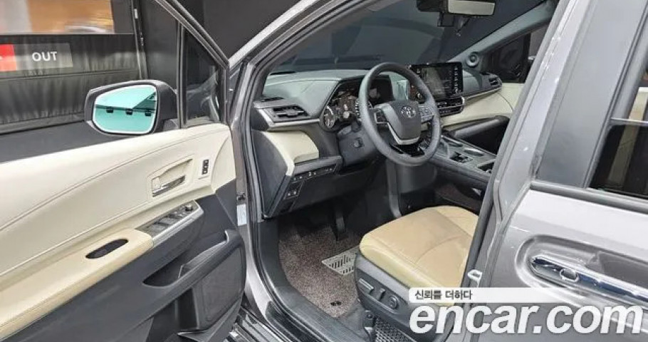 Toyota Sienna 