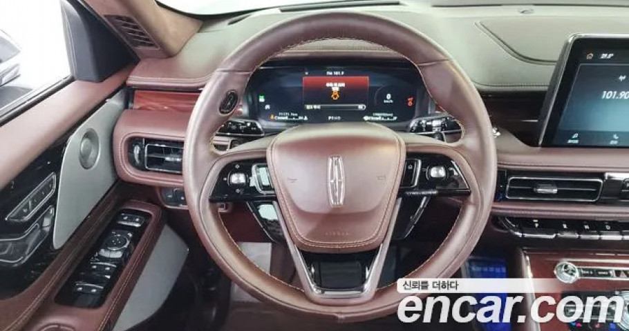 Lincoln Aviator 