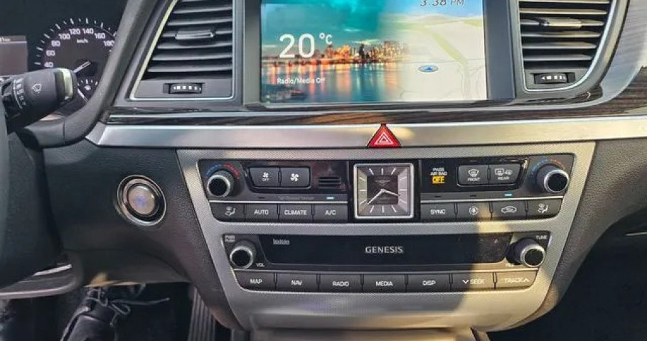 Genesis G80 