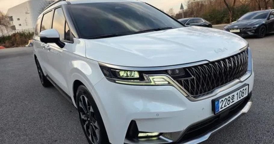 Kia Carnival 