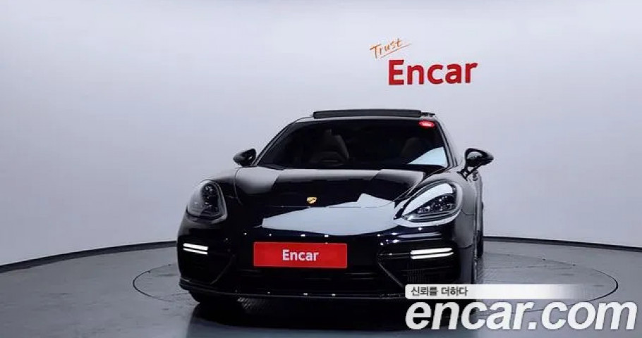 Porsche Panamera 