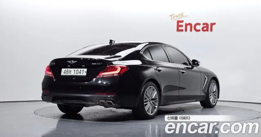 Genesis G70 