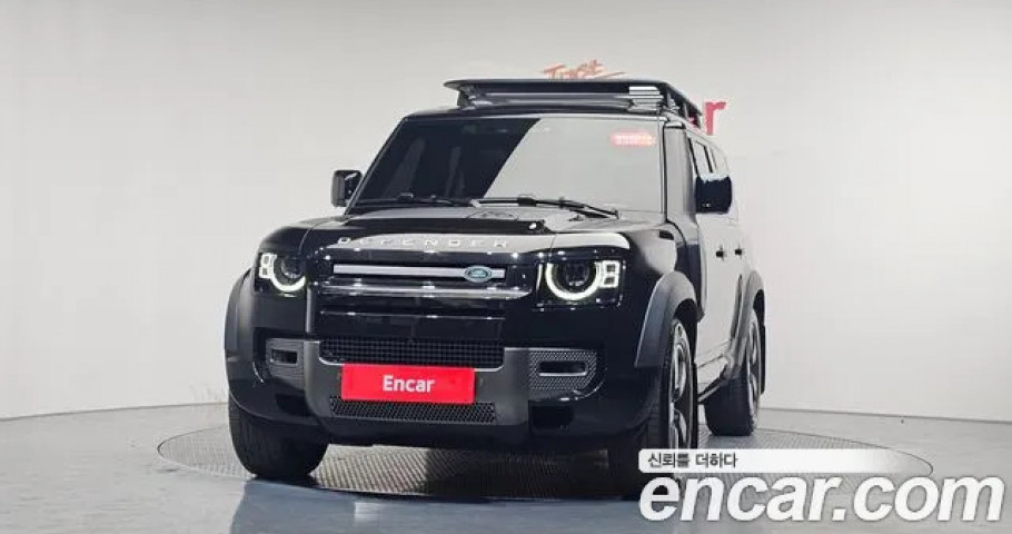 Land Rover Defender 