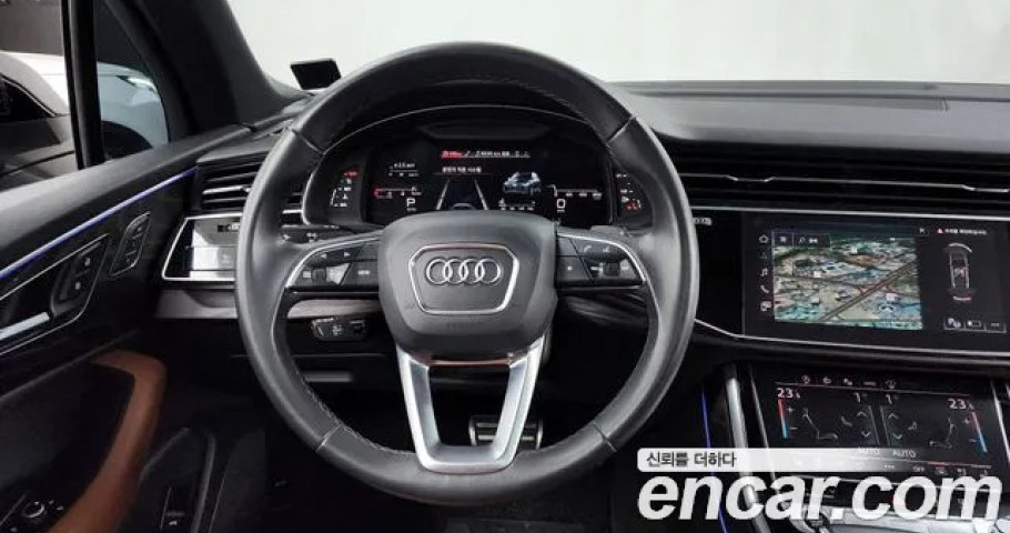 Audi Q7 