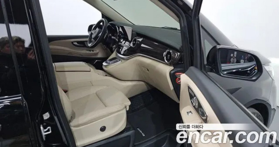 Mercedes-Benz V-Class 