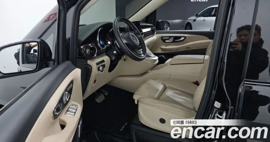 Mercedes-Benz V-Class 