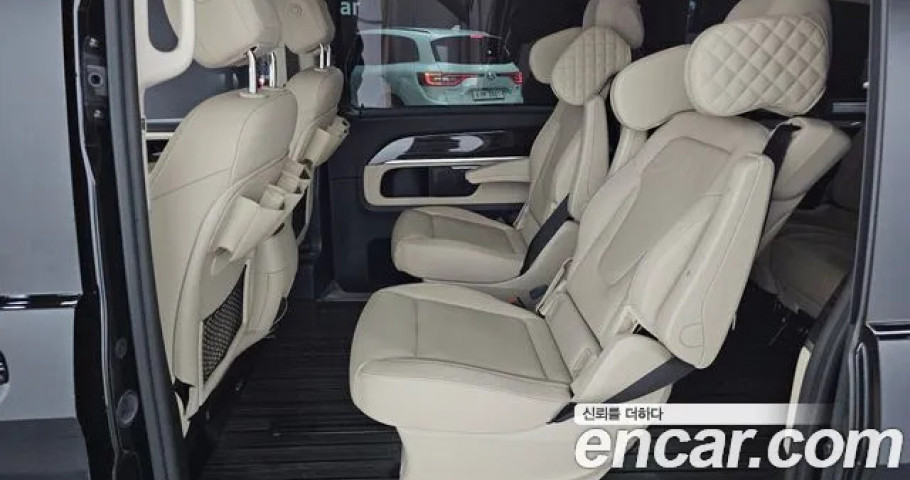Mercedes-Benz V-Class 