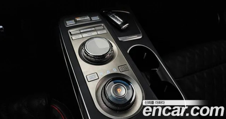 Genesis Gv70 