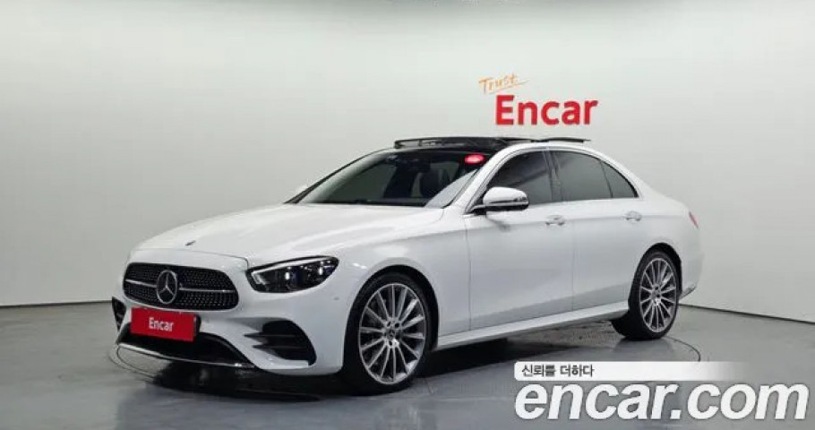 Mercedes-Benz E-Class 