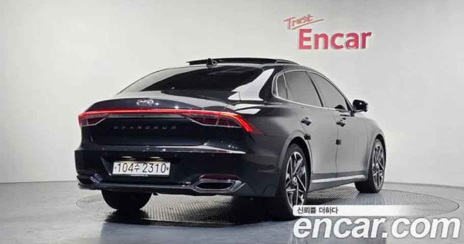 Hyundai Grandeur 