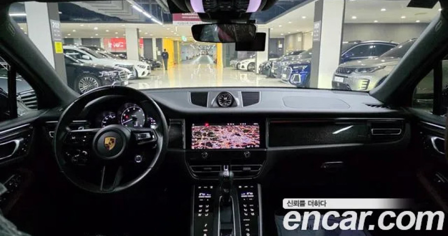 Porsche Macan 