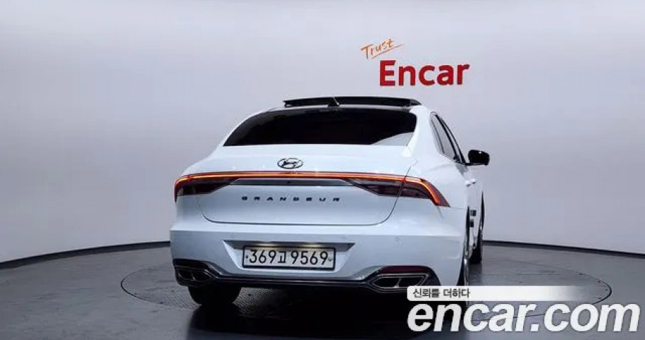 Hyundai Grandeur 