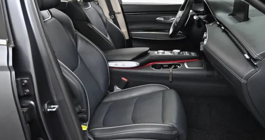 Genesis Gv70 