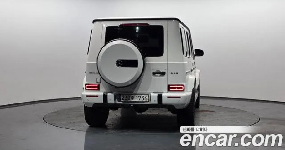 Mercedes-Benz G-Class 