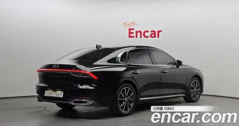 Hyundai Grandeur 