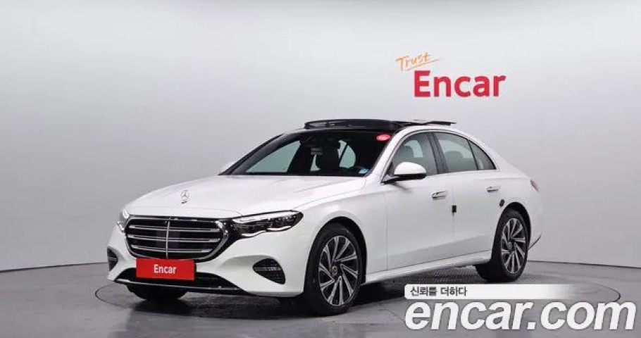 Mercedes-Benz E-Class 