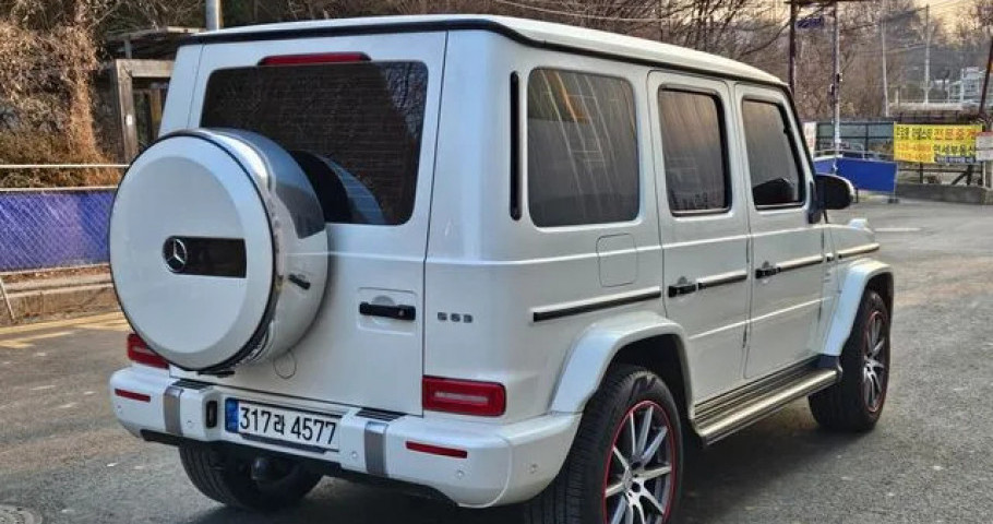 Mercedes-Benz G-Class 