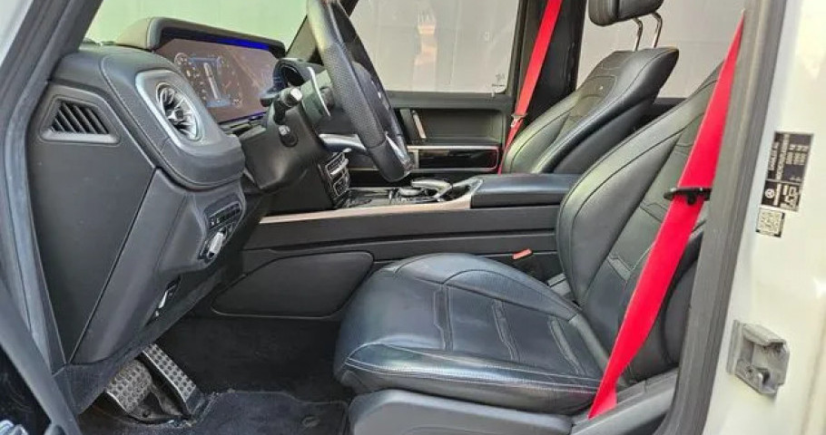 Mercedes-Benz G-Class 