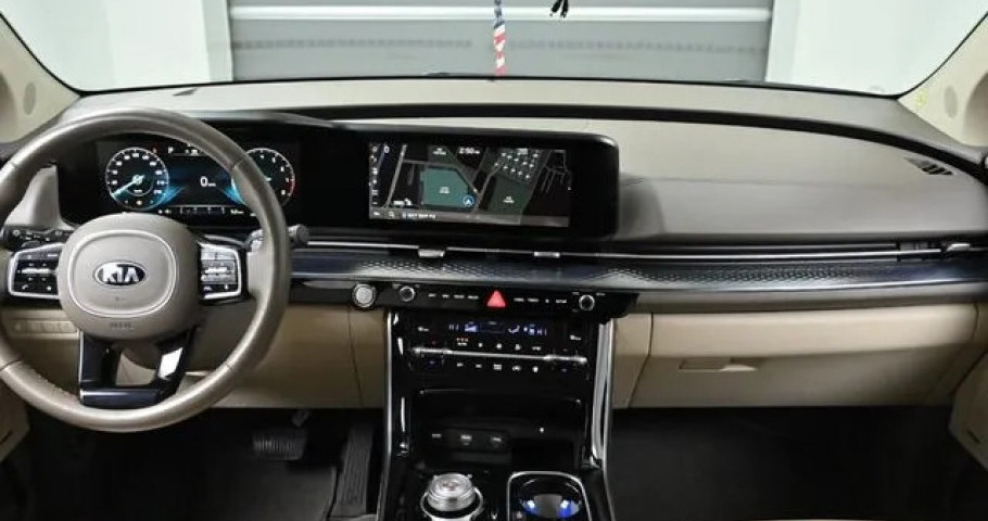 Kia Carnival 