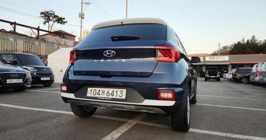 Hyundai Venue 