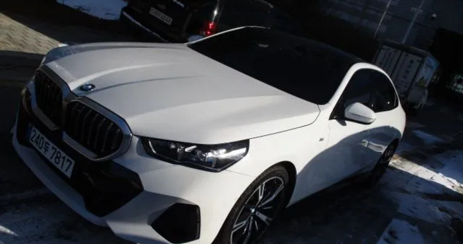 Bmw 5-Series 