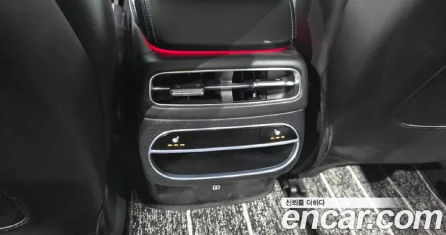 Genesis Gv70 