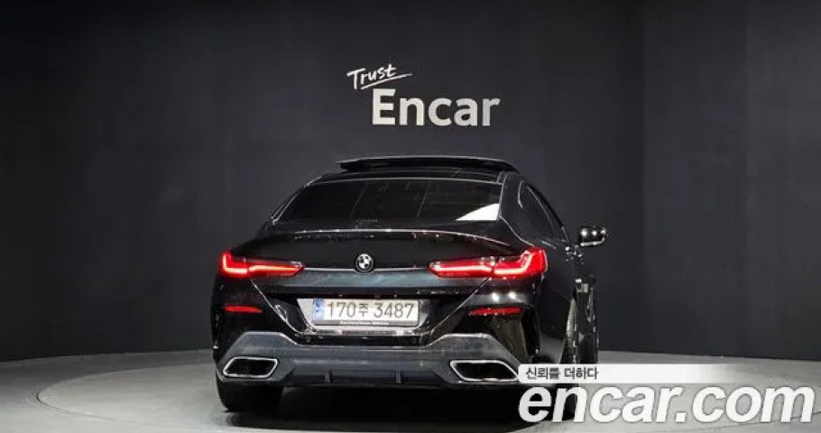 Bmw 8-Series 