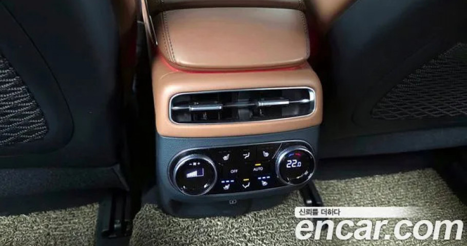 Genesis Gv70 