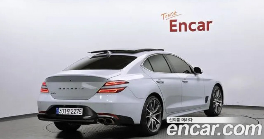 Genesis G70 
