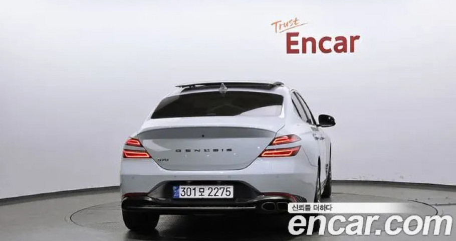 Genesis G70 
