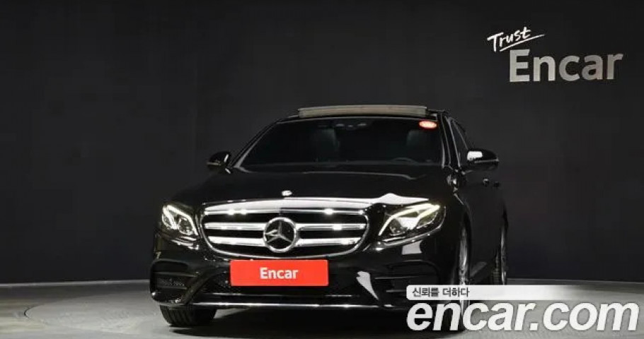 Mercedes-Benz E-Class 