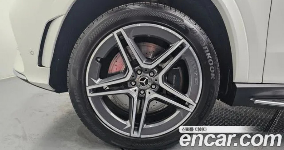 Mercedes-Benz Gls-Class 