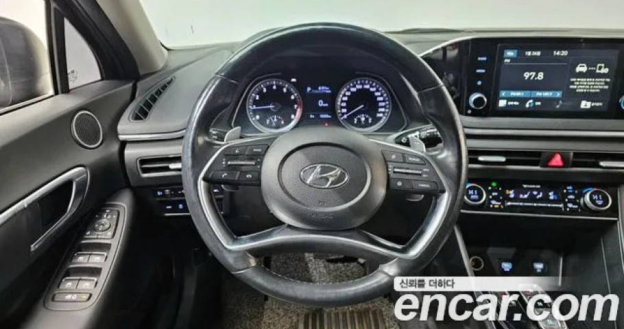 Hyundai Sonata 