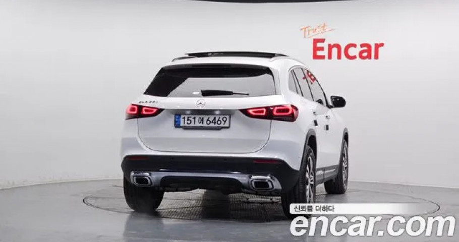 Mercedes-Benz Gla-Class 