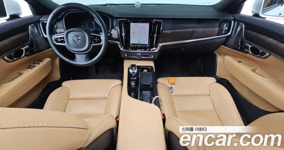 Volvo S90 