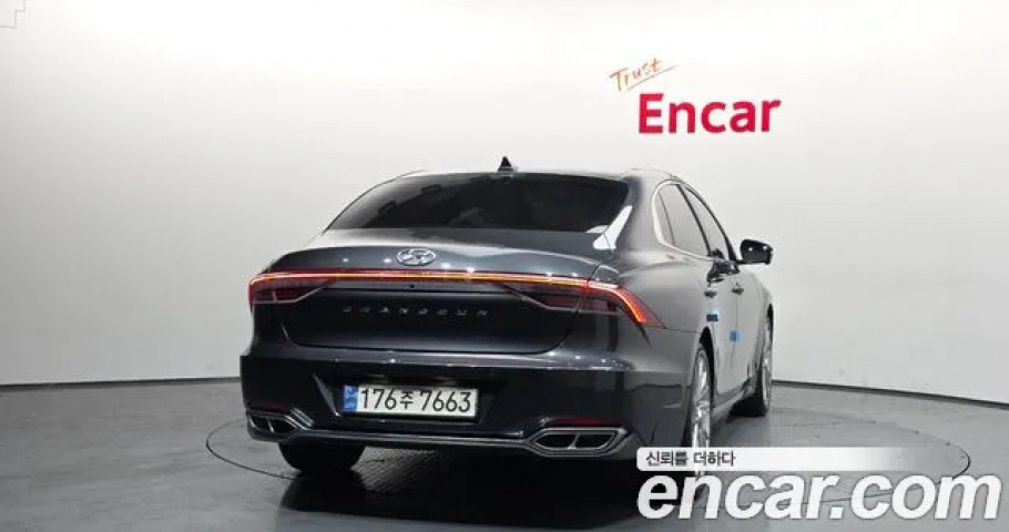 Hyundai Grandeur 