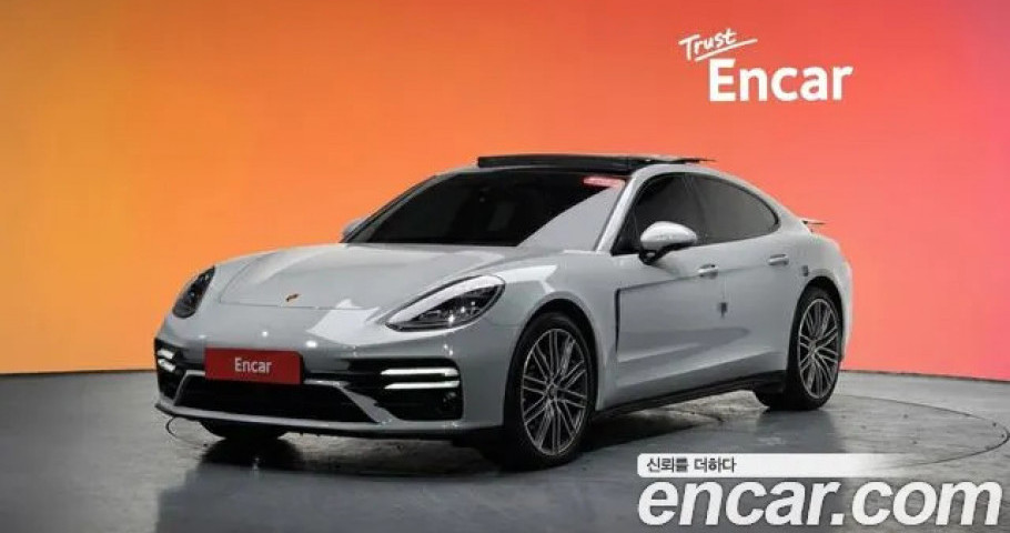 Porsche Panamera 
