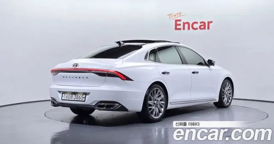 Hyundai Grandeur 
