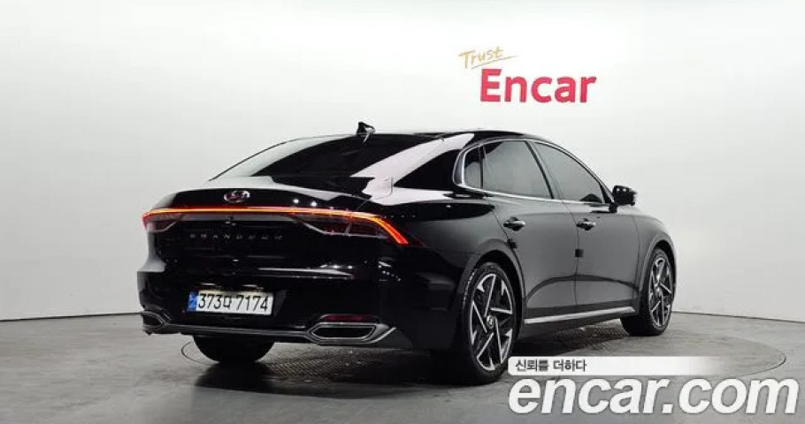 Hyundai Grandeur 