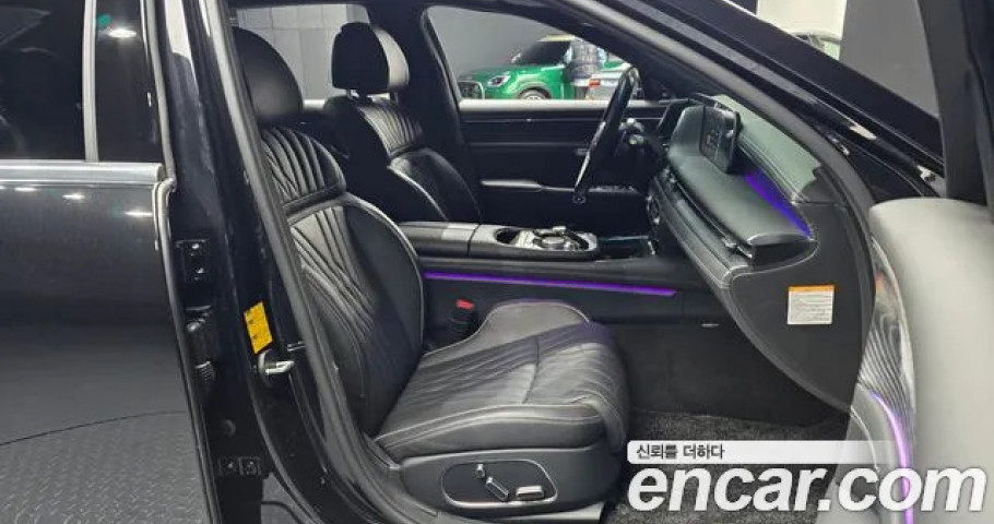 Genesis G90 
