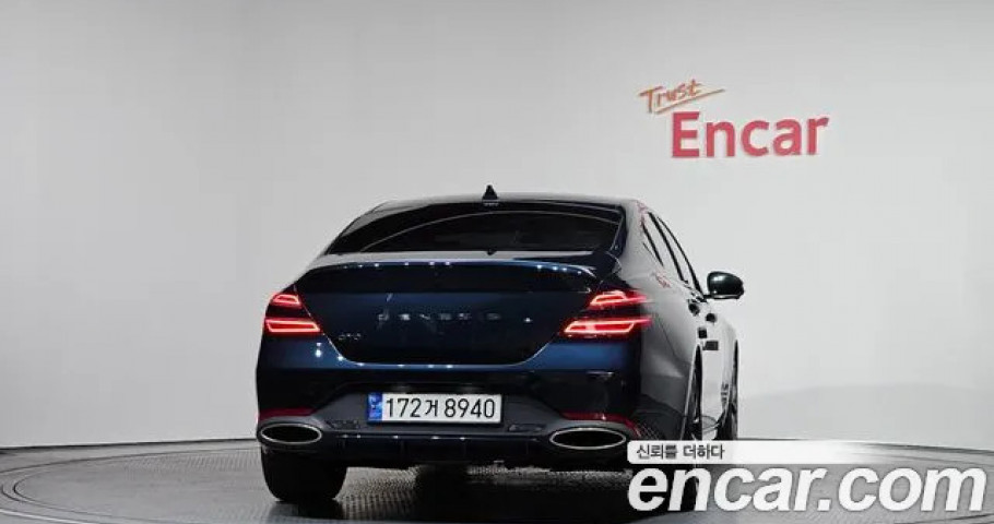 Genesis G70 