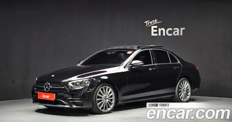 Mercedes-Benz E-Class 