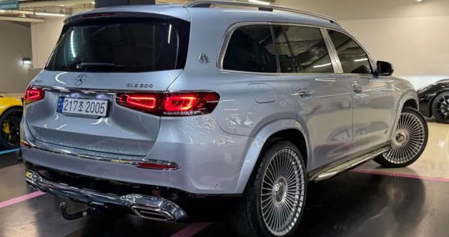 Mercedes-Benz Gls-Class 